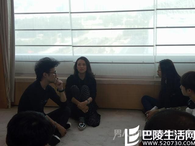 汪峰和学员们 汪峰和学员们