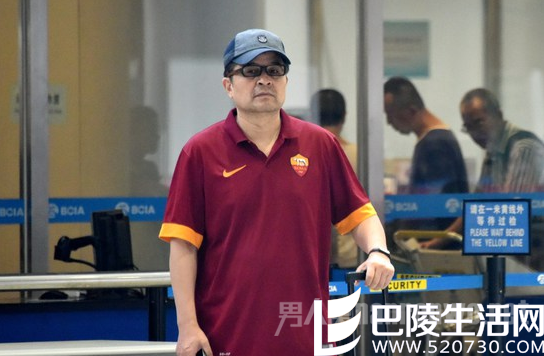 毕福剑胡子拉渣