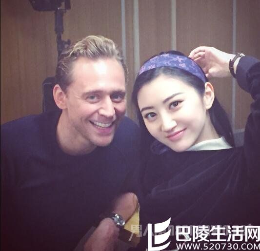 景甜与抖森合影 景甜与抖森合影