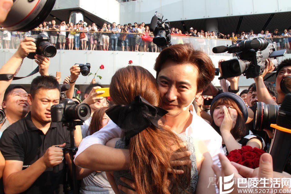 高梓淇求婚蔡琳成功 高梓淇求婚蔡琳成功