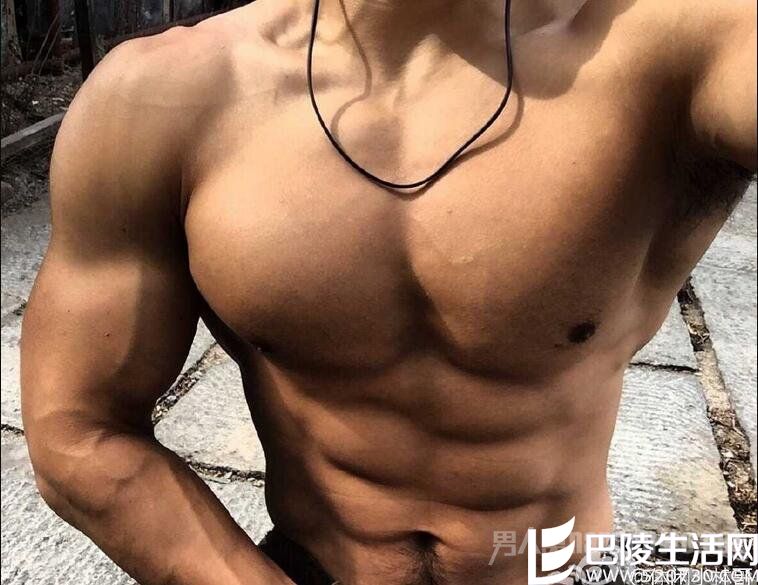 杨幂爸爸晒刘恺威肌肉照