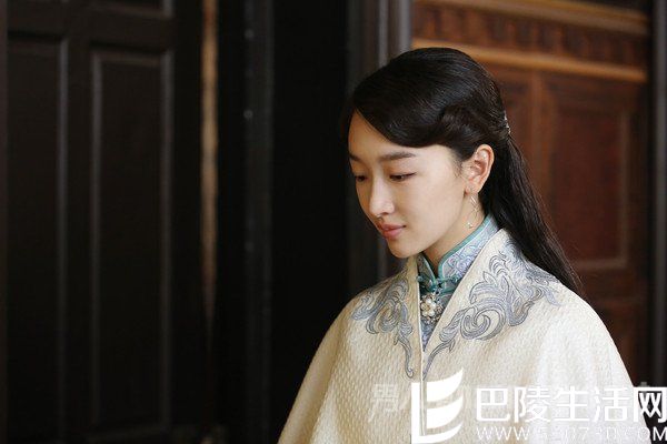 周冬雨小白人设招黑