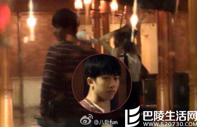 周冬雨被曝与前男友雨夜同游迪斯尼 周冬雨被曝与前男友雨夜同游迪斯尼