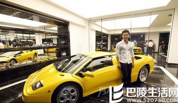 李晨拥有多辆豪车