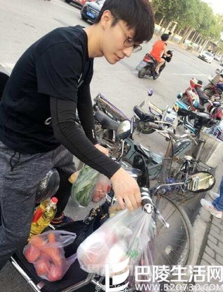 乔任梁生前照 乔任梁生前照