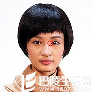 网传李沁整容亲照片 网传李沁整容亲照片