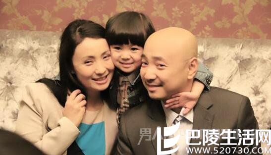 徐峥陶虹为女儿开家长会