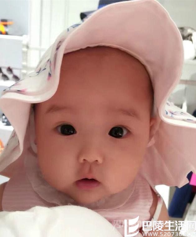 董璇高云翔女儿正面照