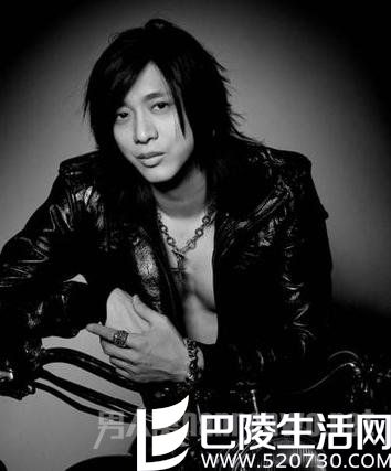 考拉严稚棱爸爸严铮 考拉严稚棱爸爸严铮