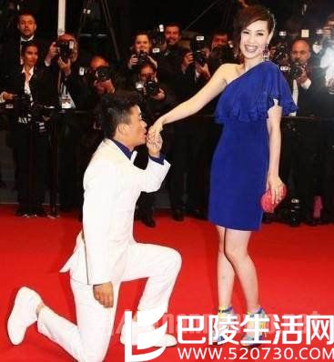 王宝强马蓉戛纳亲吻照 王宝强马蓉戛纳亲吻照