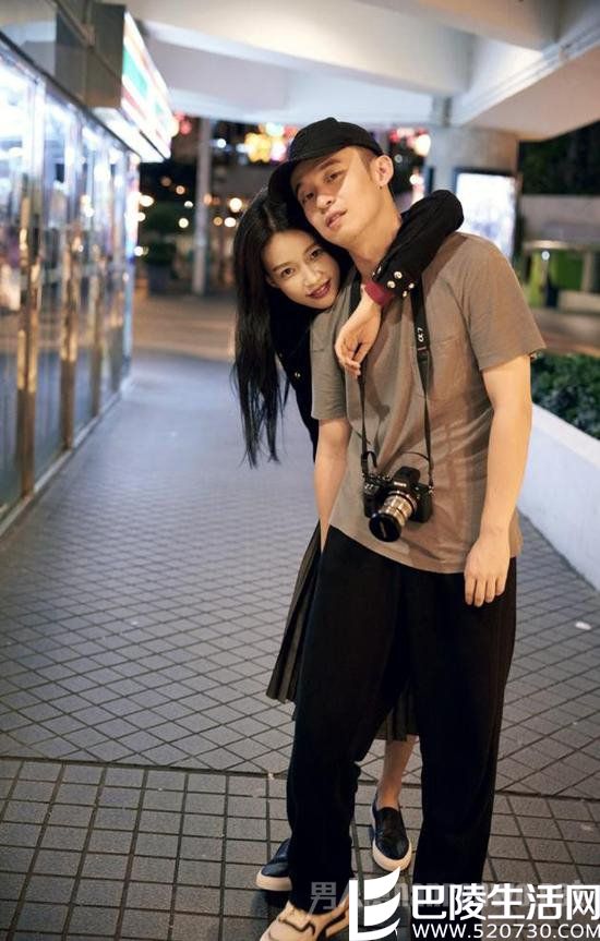 董子健甜蜜晒合照