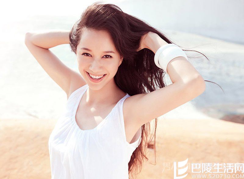 倪虹洁拍广告被传是人妖