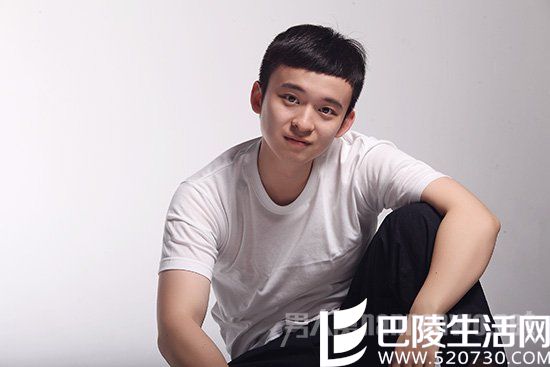 董子健妈妈是谁