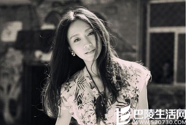 丁子玲美照 丁子玲美照