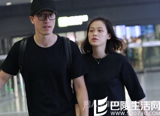 刘翔吴莎牵手照 刘翔吴莎牵手照