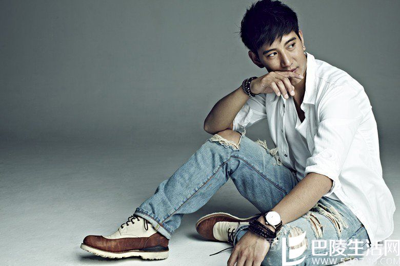 蒲巴甲帅气写真 蒲巴甲帅气写真