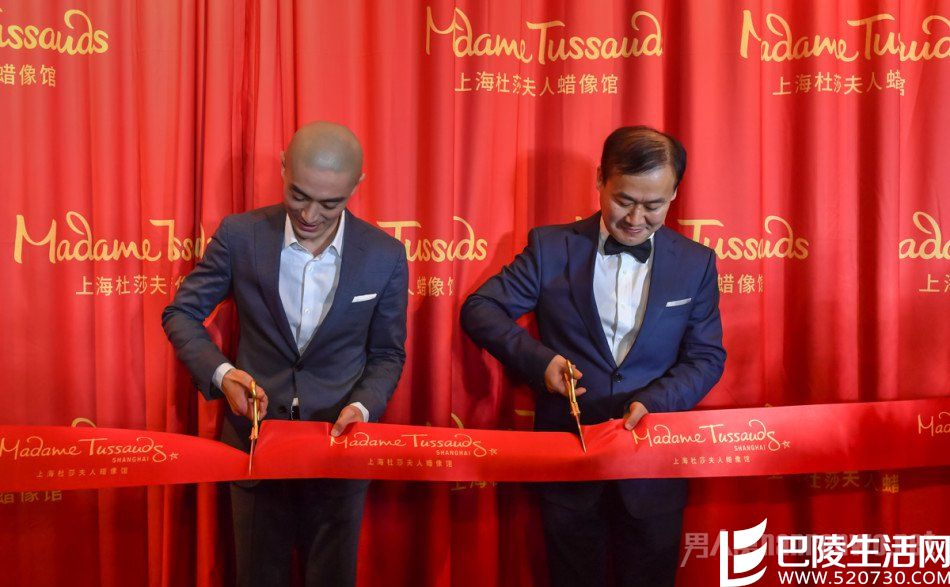 霍建华蜡像揭幕 霍建华蜡像揭幕