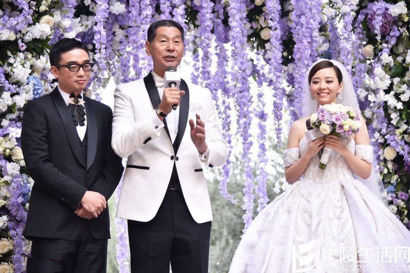 张靓颖冯柯婚纱照