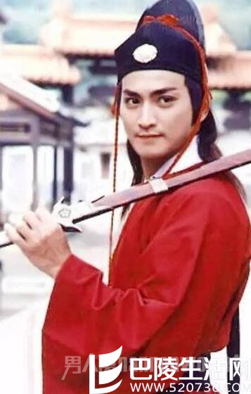 何家劲饰演展昭 何家劲饰演展昭