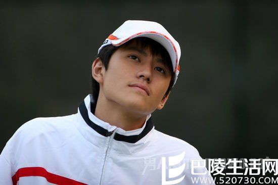 秦俊杰资料背景