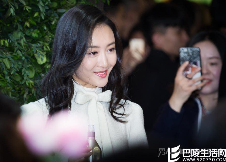 王鸥回应婚史事件 王鸥回应婚史事件