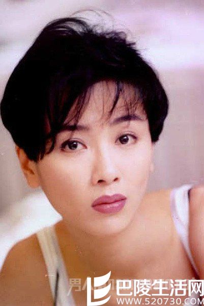 女星袁洁莹 女星袁洁莹