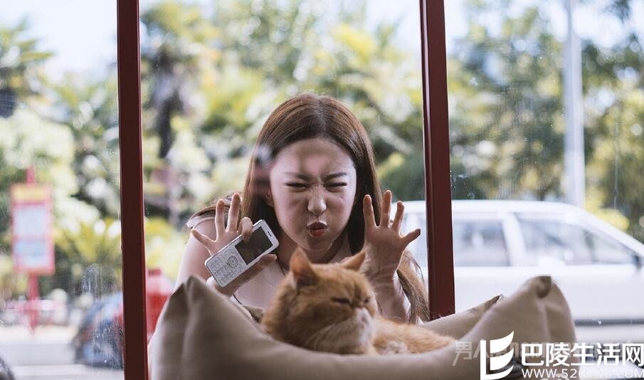 刘亦菲搞怪卖萌 刘亦菲搞怪卖萌