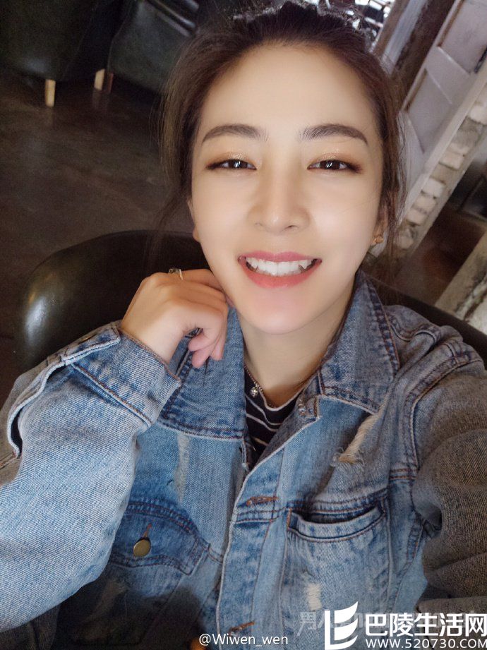 林更新前网红女友王柳雯