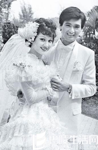 周润发余安安“闪婚”