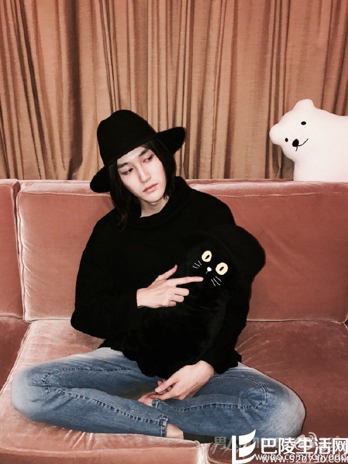 汪铎成郭敬明新宠