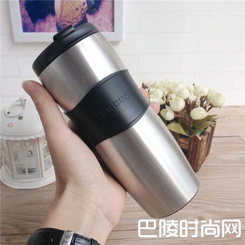 鹿晗保温杯同款照片