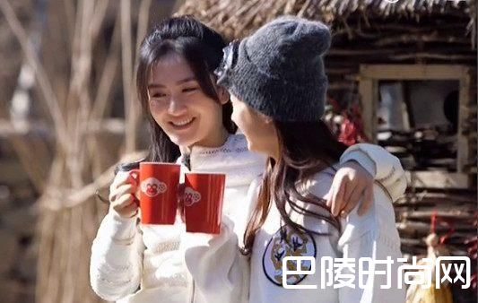 谢娜赵丽颖照片