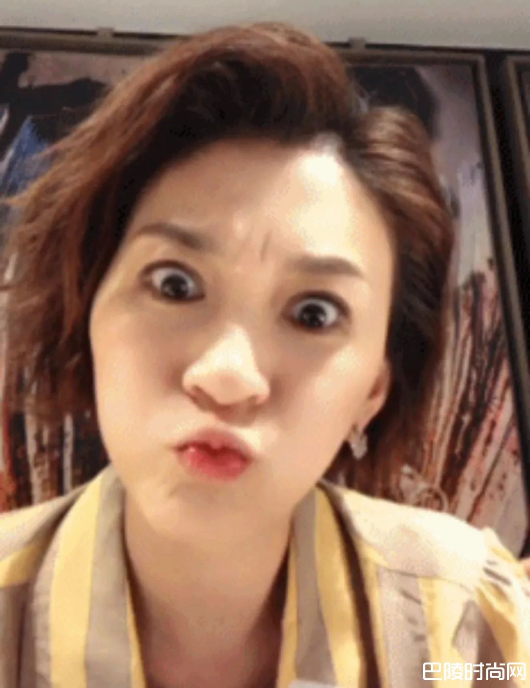 李小冉直播照片