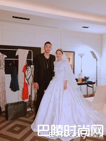 陶嫚曼与老公照片