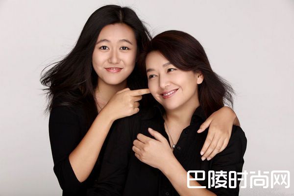 江珊与女儿照片