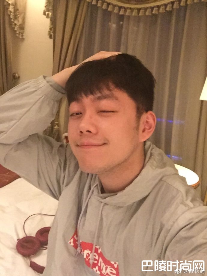 张靓颖神秘男友陈秋莳照片