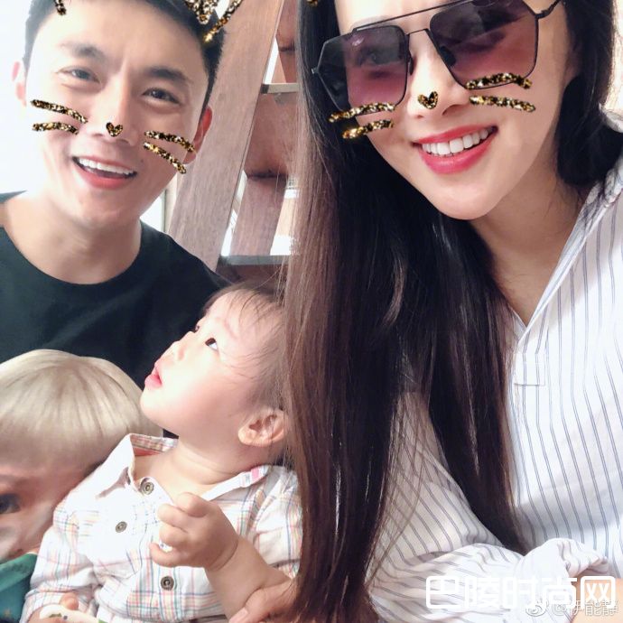 伊能静全家照片