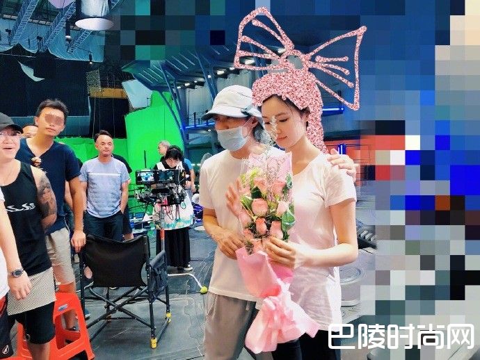 林允周星驰照片