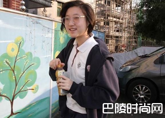 成龙女儿吴卓林照片