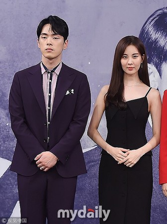 金正铉徐铉照片