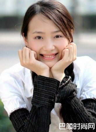 黄海波女友照片