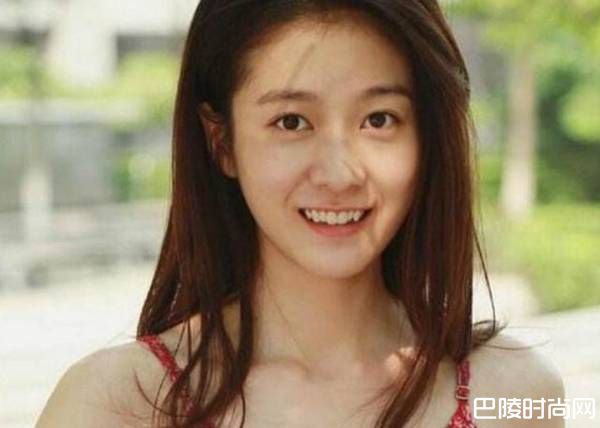 张雪迎黑妞照片