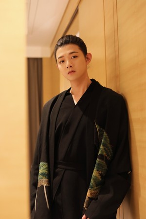 霍尊遭陈露爆料,形象毁于一旦。 霍尊遭陈露爆料,形象毁于一旦。