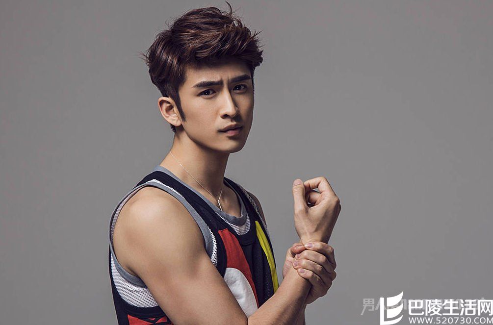 张云龙肌肉海量曝光