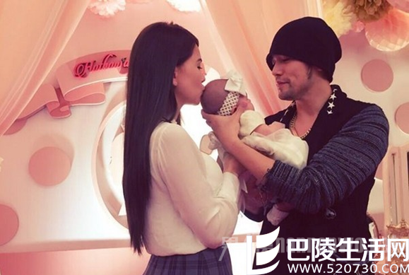 周杰伦幸福一家