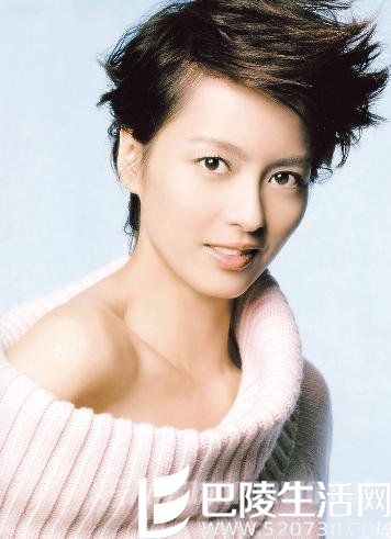 梁咏琪走性感欲女路线