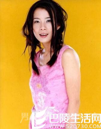 岳翎失恋后拍激情床戏