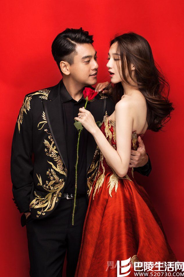 朱孝天甜蜜看韩雯雯