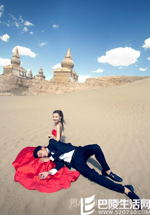 何润东夫妇爱意满满