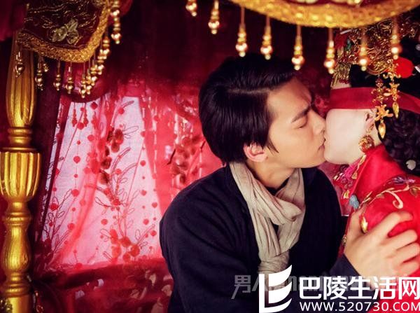 李易峰和唐嫣洞房激吻 李易峰和唐嫣洞房激吻